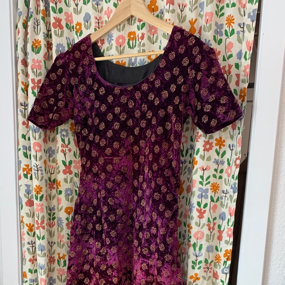Vintage velvet dress - size s / xs